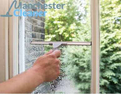Exterior and interior window cleaning in Manchester